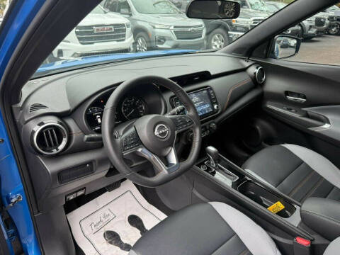 2024 Nissan Kicks SR