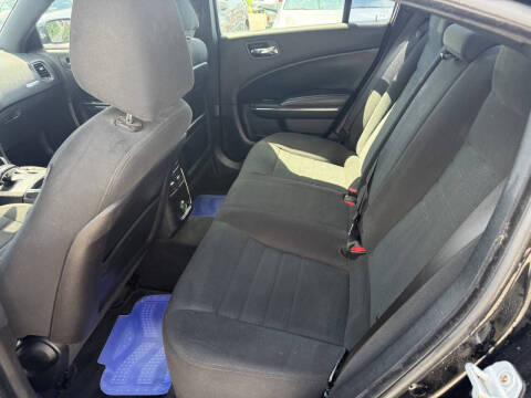 2012 Dodge Charger SE