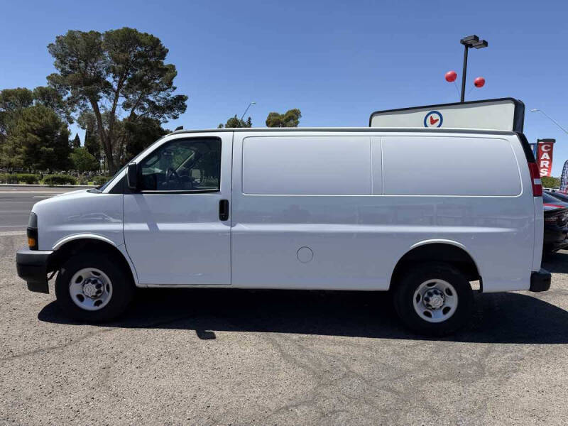 2021 Chevrolet Express 2500