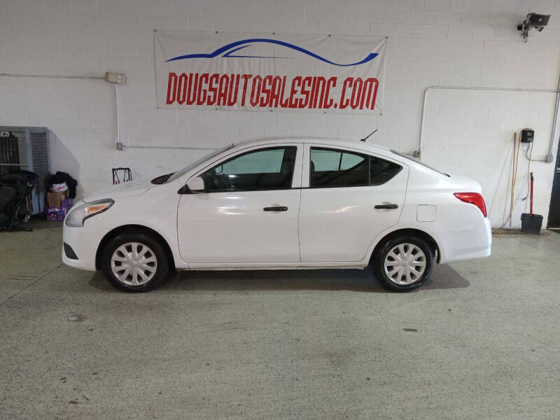 2017 Nissan Versa for sale at DOUG'S AUTO SALES INC in Pleasant View TN