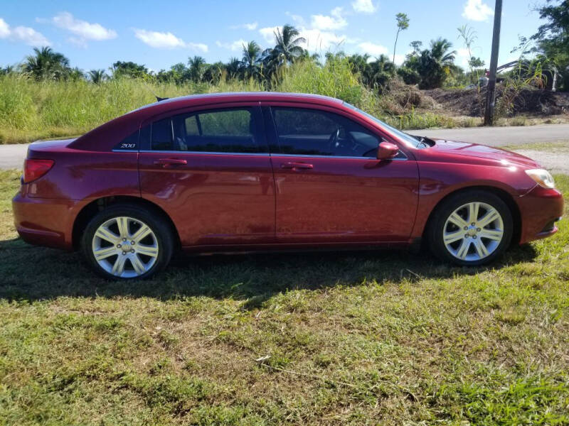 2013 Chrysler 200 LX