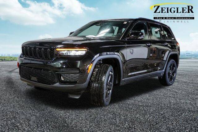 2023 Jeep Grand Cherokee for sale at Zeigler Ford of Plainwell- Jeff Bishop in Plainwell MI