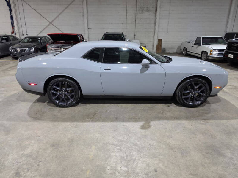 2021 Dodge Challenger SXT