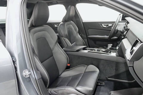 2019 Volvo S60 T6 R-Design