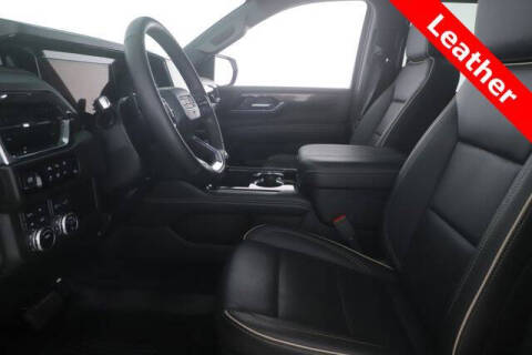 2025 GMC Yukon Elevation