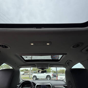 2017 GMC Acadia SLT-1