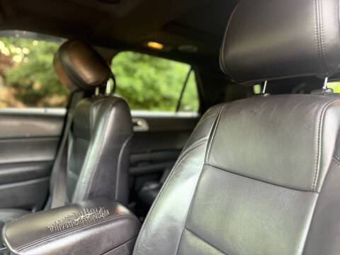 2011 Ford Explorer XLT