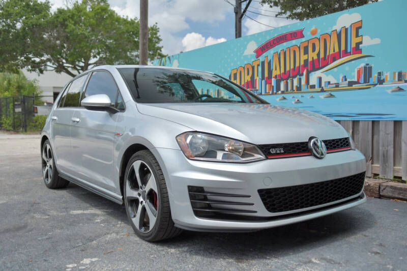 2017 Volkswagen Golf GTI S