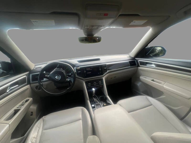 2018 Volkswagen Atlas V6 SE