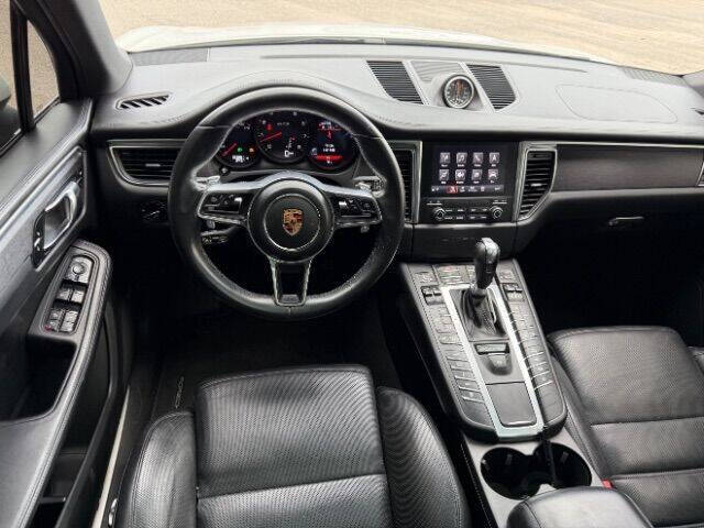 2017 Porsche Macan GTS