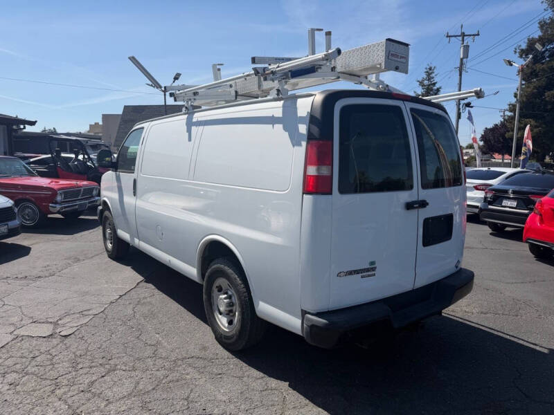 2015 Chevrolet Express 2500