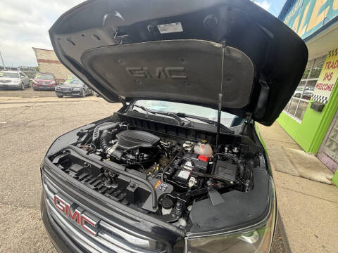 2017 GMC Acadia SLT-1