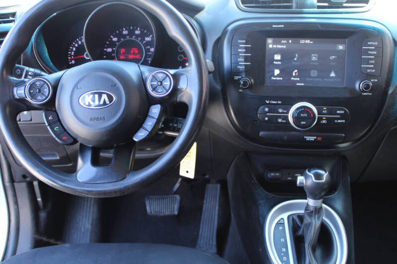 2018 Kia Soul +