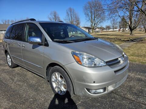 2004 Toyota Sienna for sale at Tremont Car Connection Inc. in Tremont IL