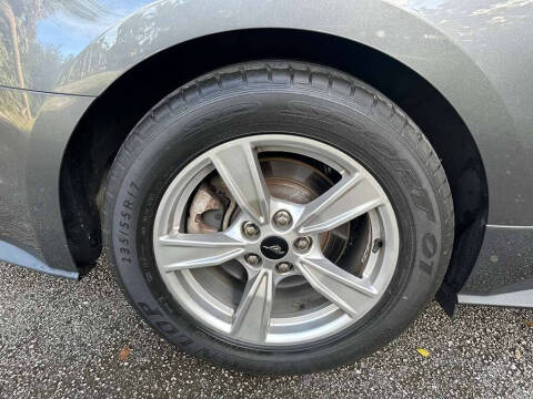 2021 Ford Mustang EcoBoost