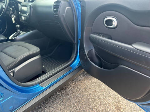 2019 Kia Soul +