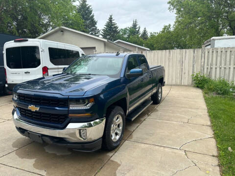 2017 Chevrolet Silverado 1500 for sale at You Win Auto in Farmington MN