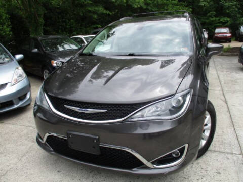 2019 Chrysler Pacifica for sale at Elite Auto Wholesale in Midlothian VA