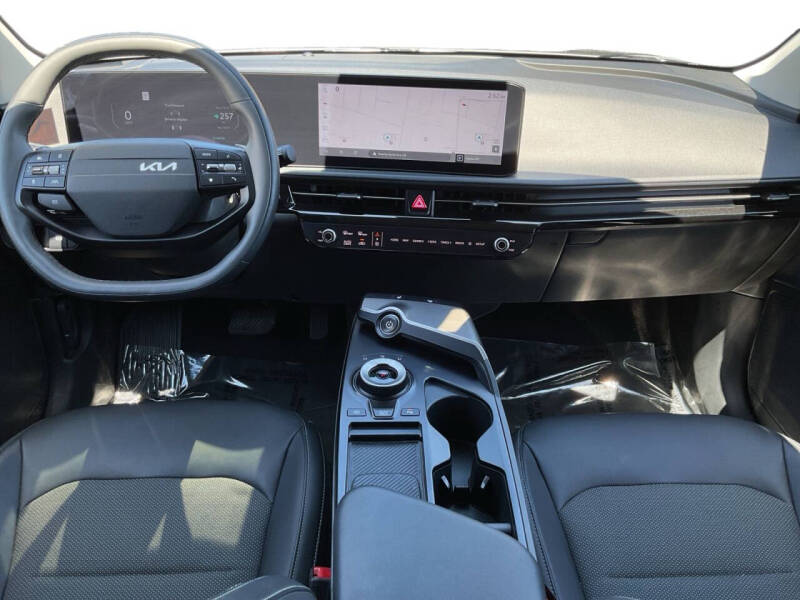 2025 Kia EV6 Light Long Range
