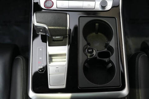 2022 Audi SQ8 4.0T quattro Prestige