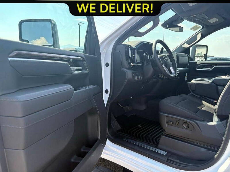 2025 GMC Sierra 3500HD