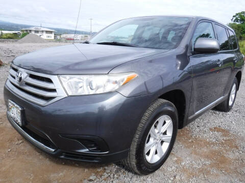 2011 Toyota Highlander for sale at PONO'S USED CARS in Hilo HI