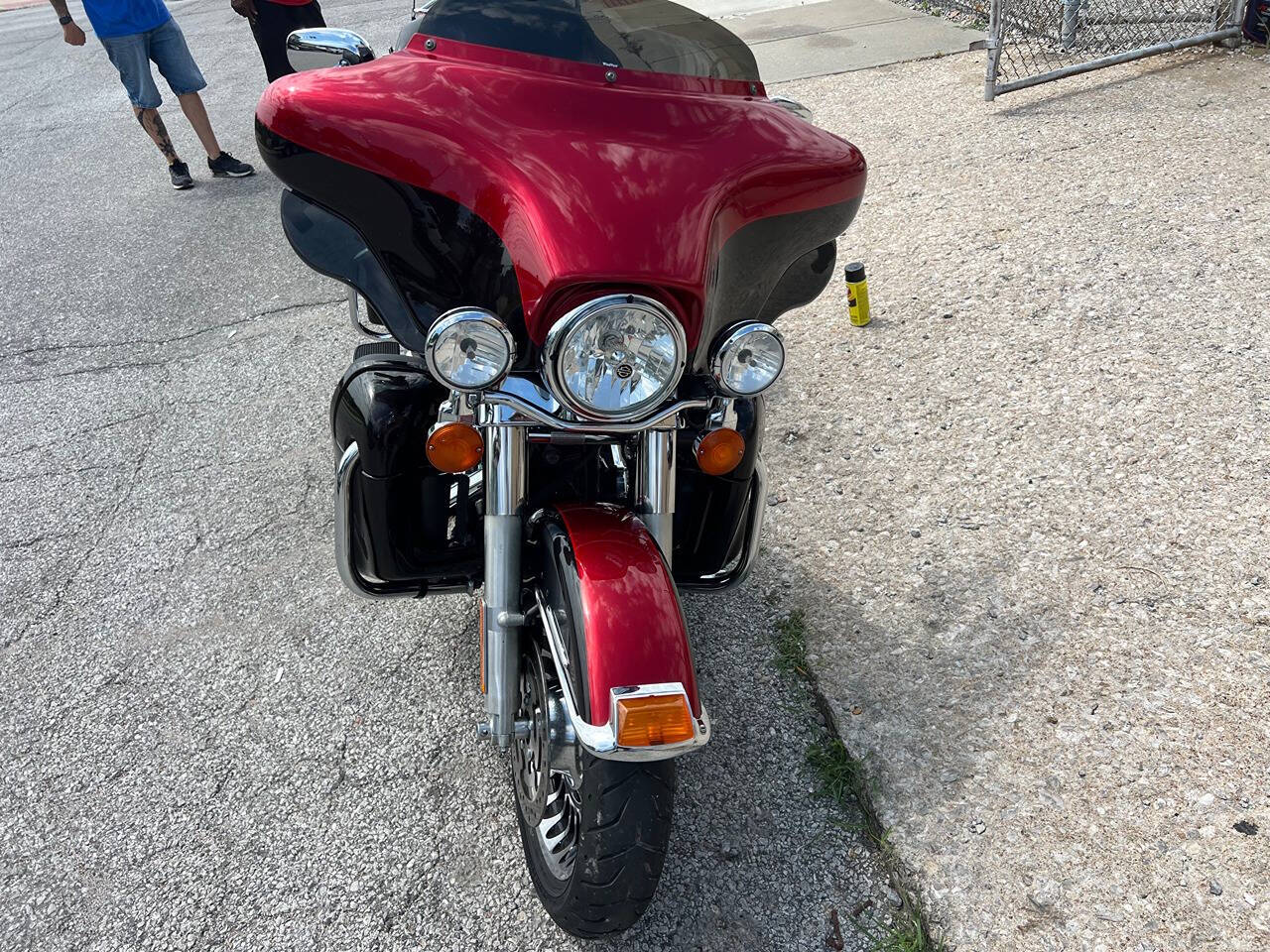 2013 Harley-Davidson Ultra Classic Electra Glide for sale at AMS Auto Sales LLC in Kansas City, MO