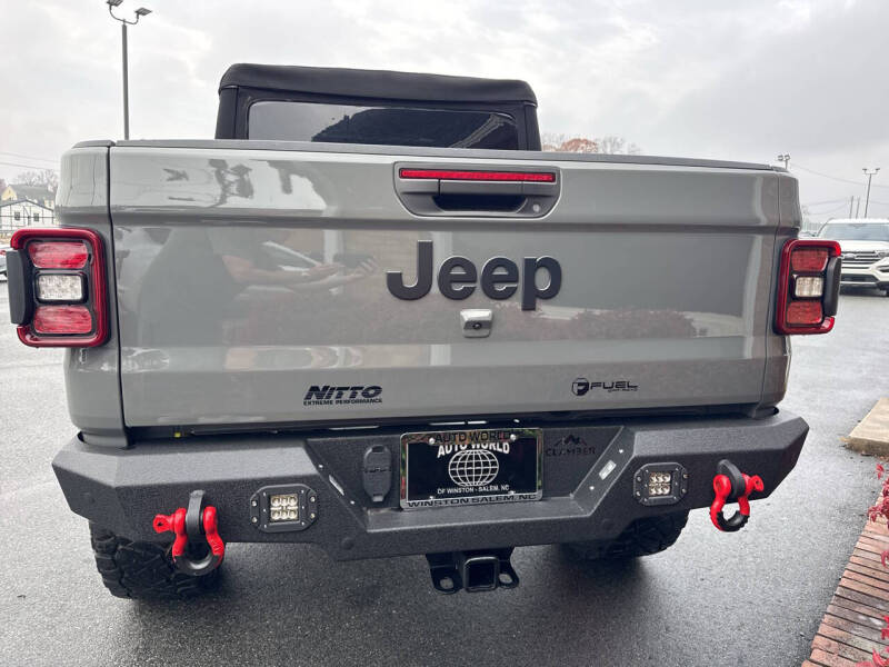 2021 Jeep Gladiator Willys