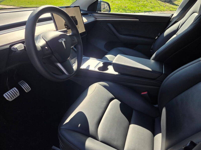 2023 Tesla Model Y Performance