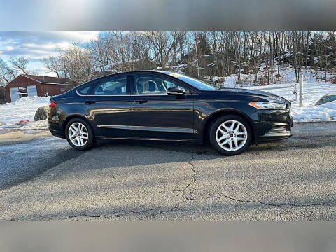 2014 Ford Fusion SE