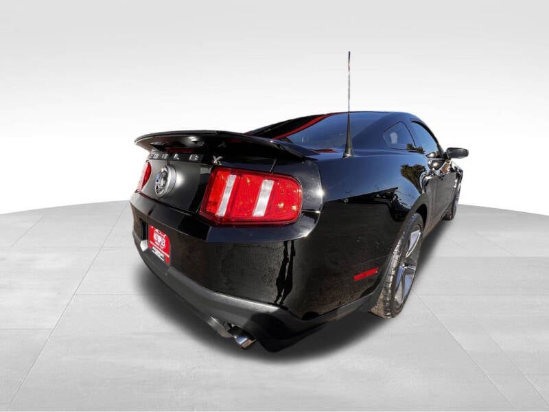 2010 Ford Mustang Shelby GT500 photo 11