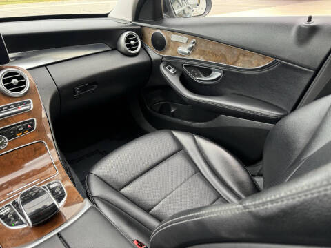 2016 Mercedes-Benz C-Class C 300