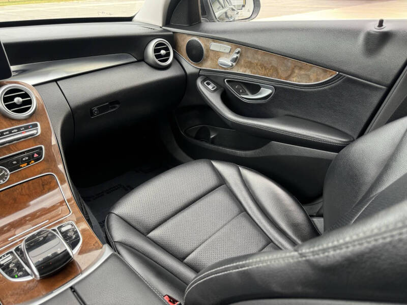 2016 Mercedes-Benz C-Class C 300