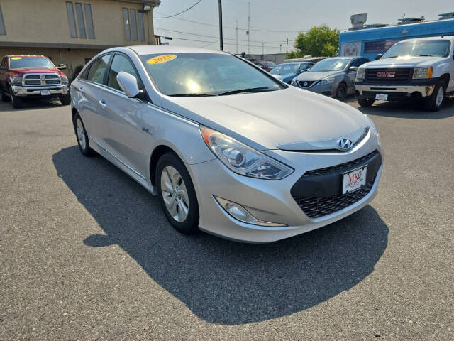 2015 Hyundai SONATA Hybrid for sale at MK Trusted Cars in Kennewick, WA