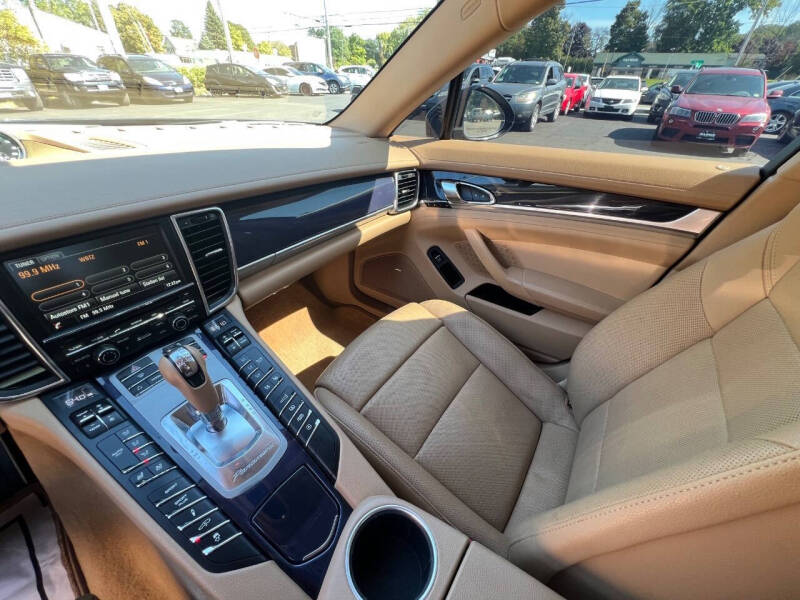 2013 Porsche Panamera 4S