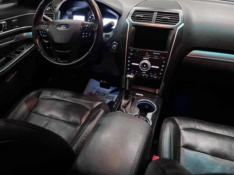 2016 Ford Explorer Sport