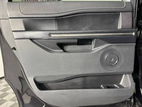 2023 Ford Expedition MAX XLT