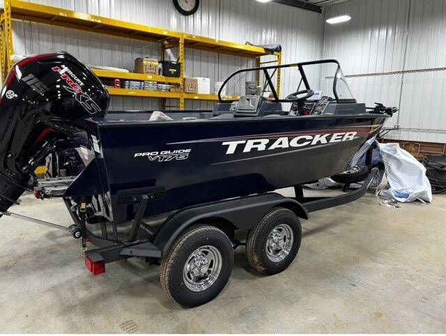 2026 Tracker Pro Guide V-175 Combo