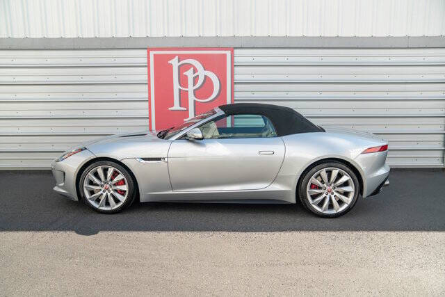 2014 Jaguar F-TYPE 43