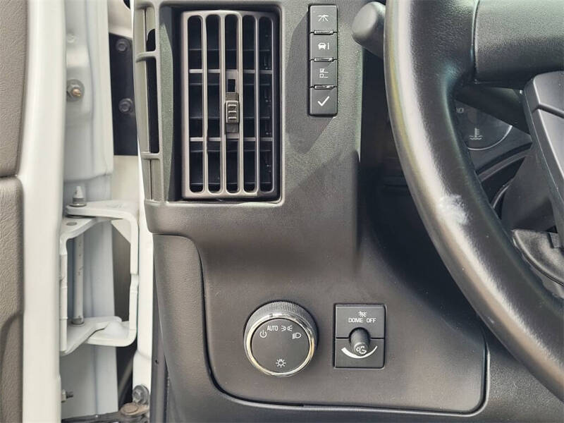 2023 GMC Savana LS 3500