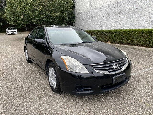 2010 black altima