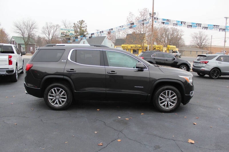 2018 GMC Acadia SLE-2
