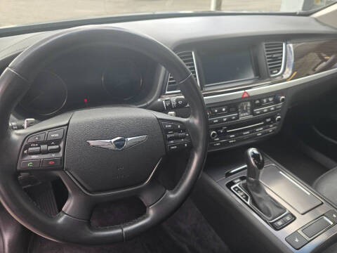 2017 Genesis G80