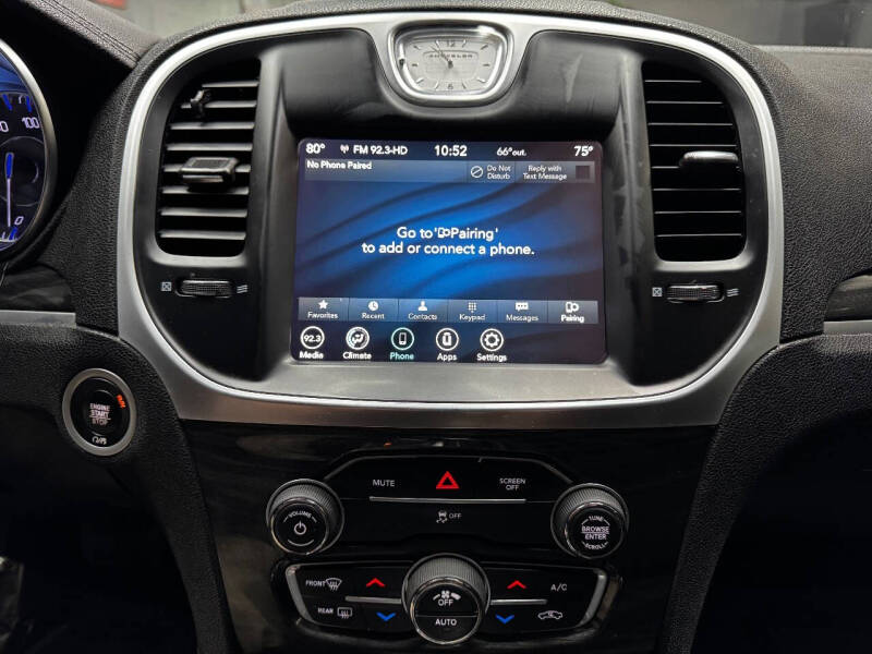 2020 Chrysler 300 Touring