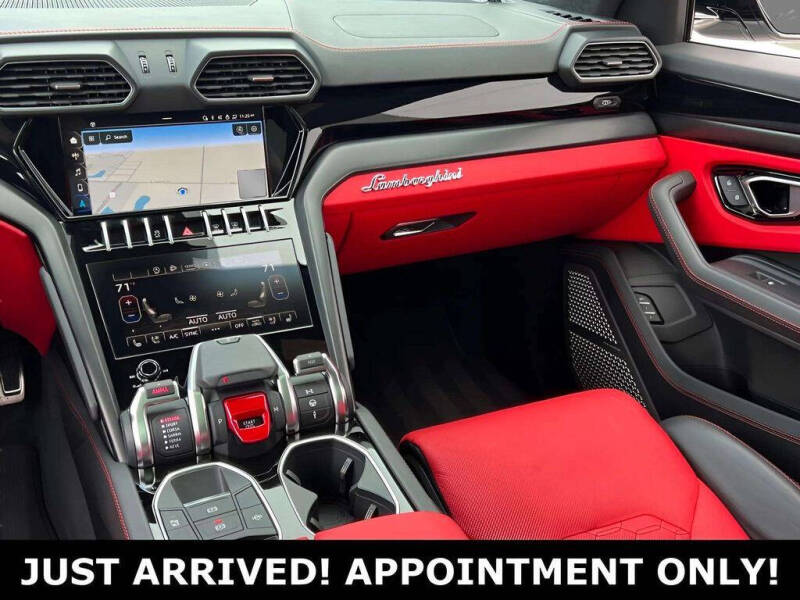 2022 Lamborghini Urus
