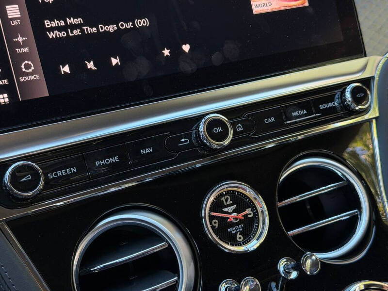 2024 Bentley Continental