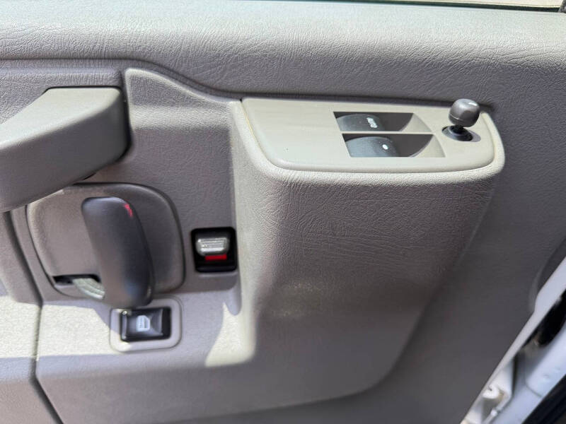 2021 Chevrolet Express 2500