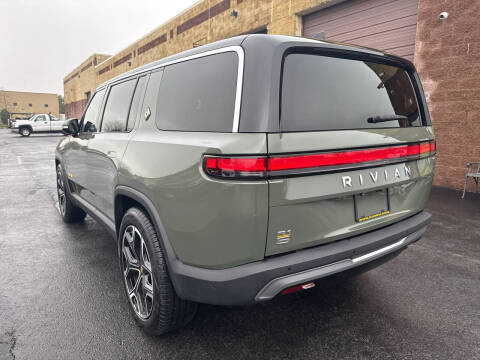 2023 Rivian R1S Launch Edition