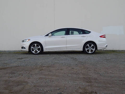 2014 Ford Fusion Hybrid SE