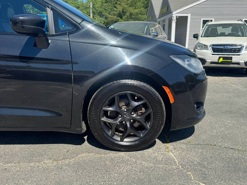 2019 Chrysler Pacifica Touring L